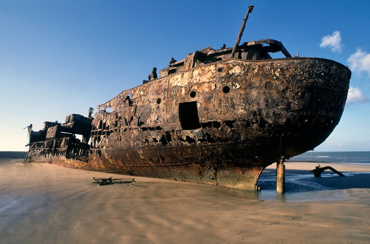 Anton Rijsdijk + Unknown Wreck West Sahara